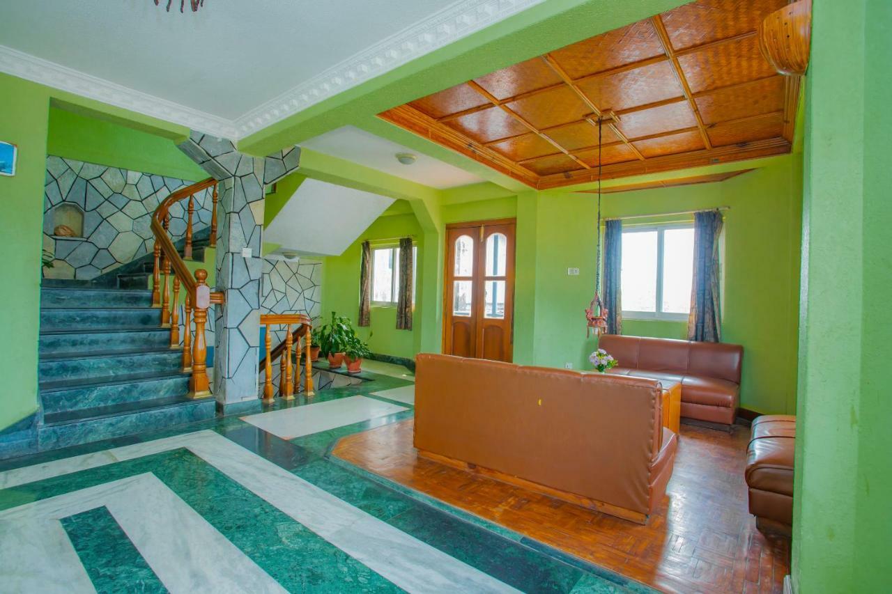 Spot On 445 New Hotel Natureland Pokhara Bagian luar foto